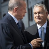 Ce déplacement s'inscrivait dans une série de rencontres diplomatiques organisées par M. Orban à l'occasion des Championnats du monde d'athlétisme